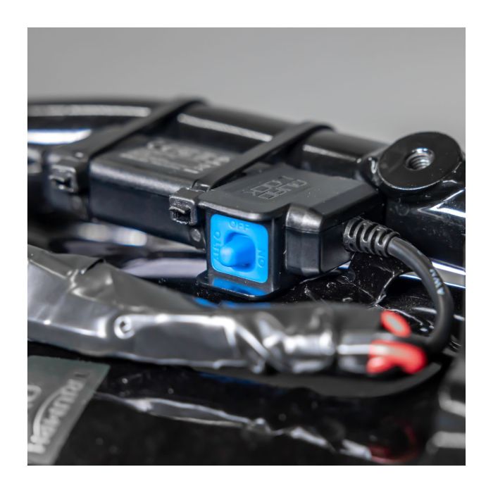 Adattatore Quad Lock Intelligente Da 12v A Usb Resistente Alle Intemperie