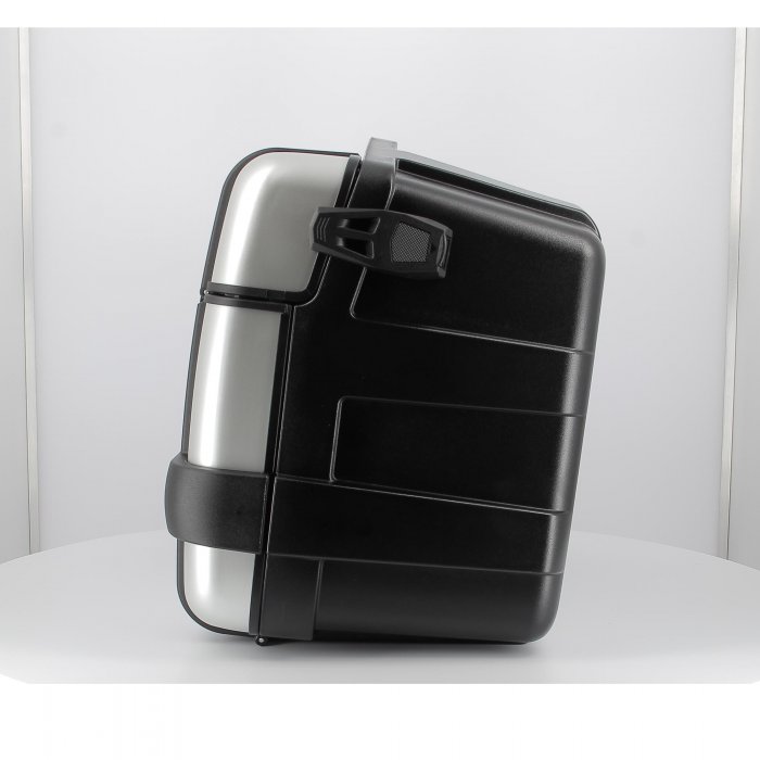 gitrk46n-hd-0020.jpg| VALIGIA GIVI TRK46N TREKKER CON ALLUMINIO 46LT.