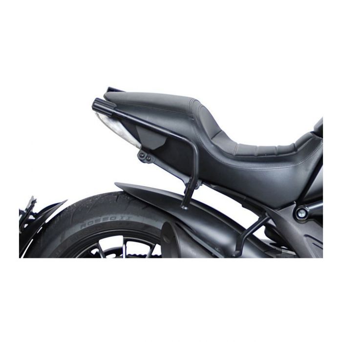 Attacchi Laterali 3p System Shad Per Ducati Diavel 1200